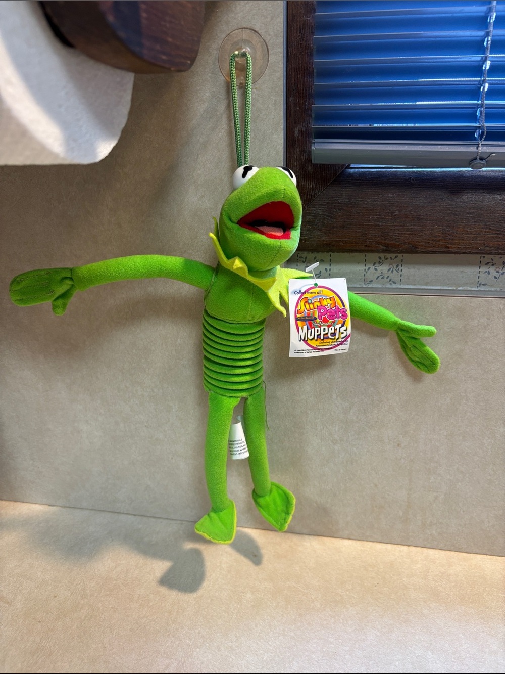 Rare Vintage 1999 Jim Henson’s Kermit The Frog Slinky Pets Window Cling Plush